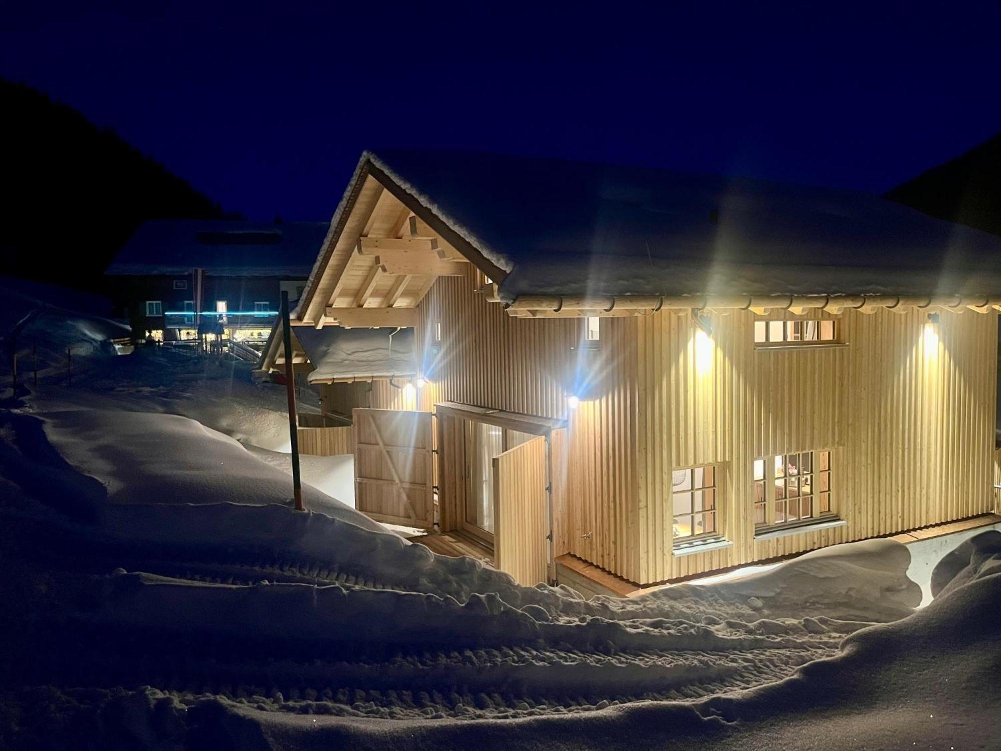 Hotel Alpenrose Gargellen Exteriör bild